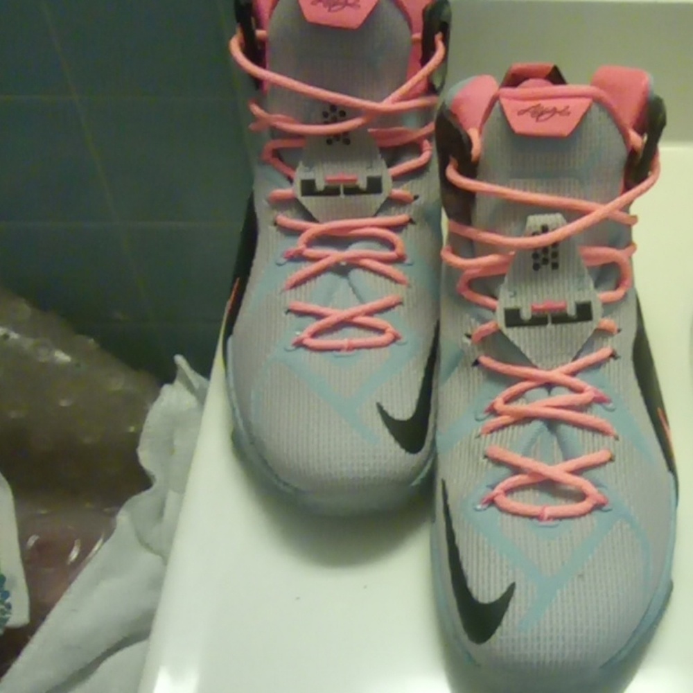 Shoes
